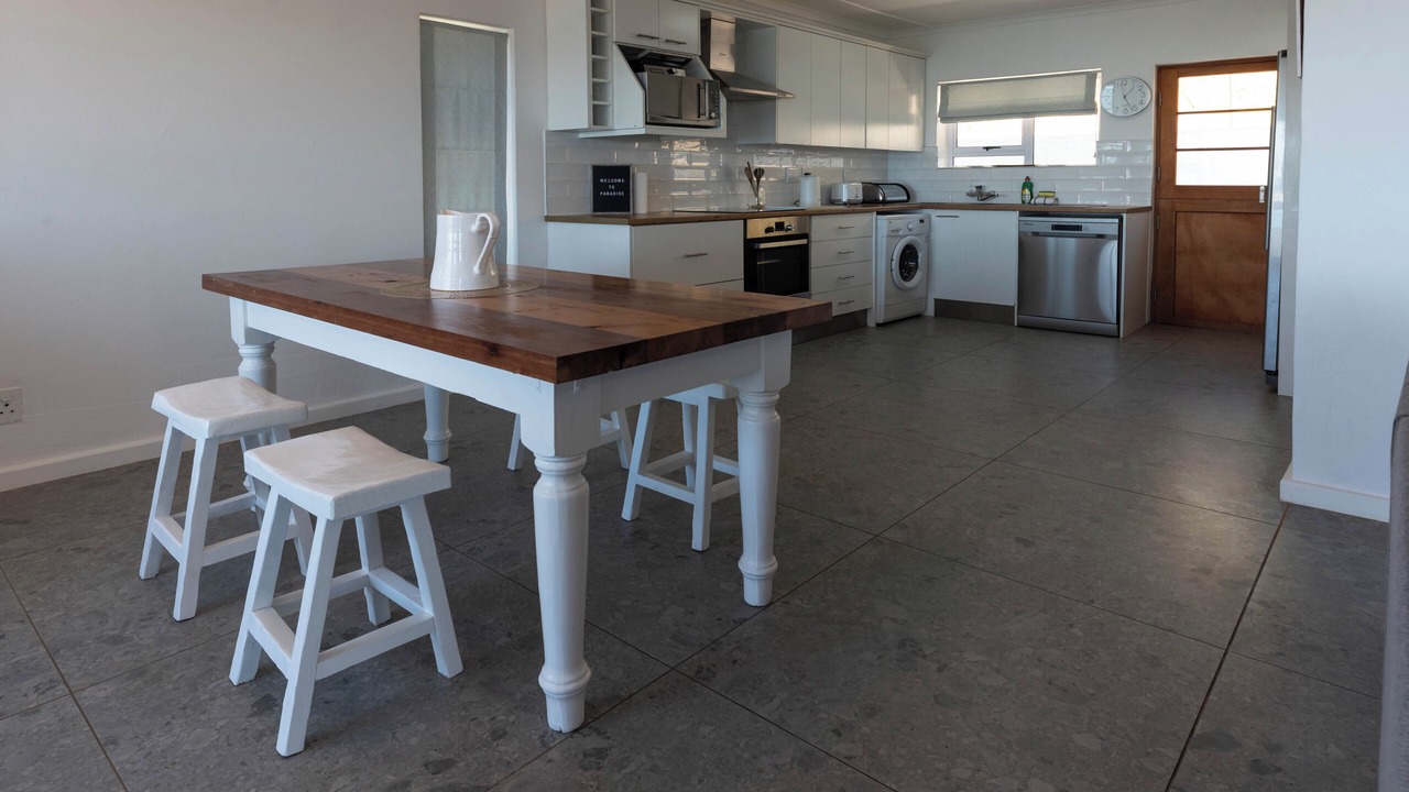 Photo of Kitchen in Gordons Bay Central