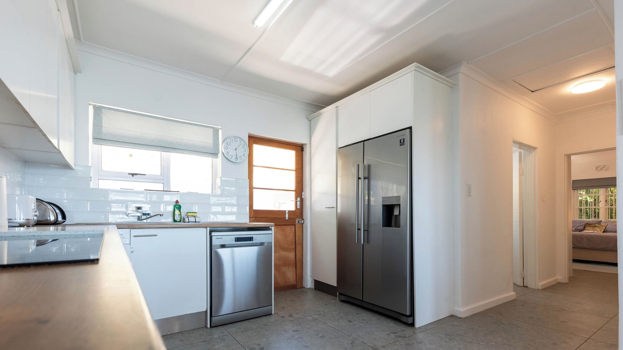 Photo of Kitchen in Gordons Bay Central