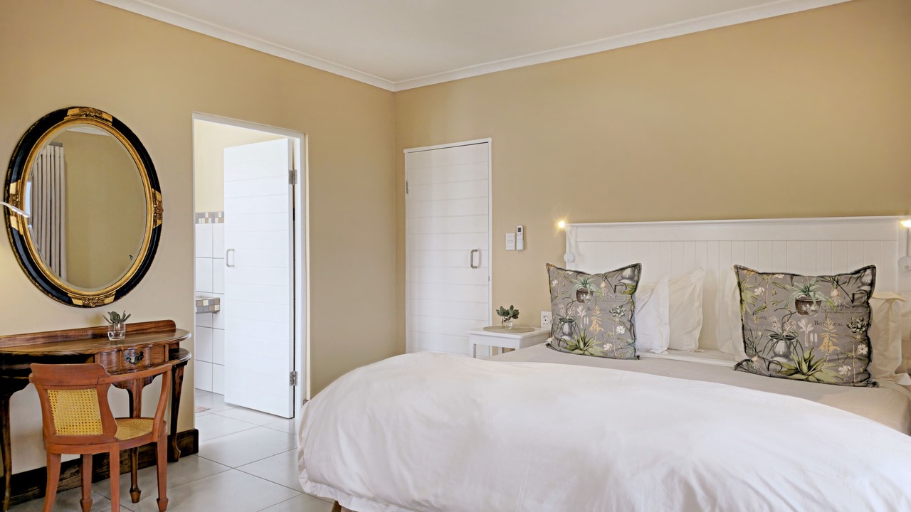 Photo of Bedroom in Kirkwood