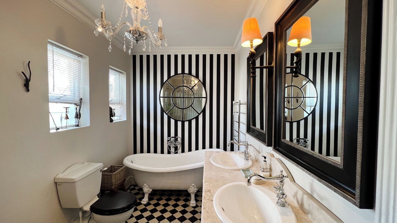 Photo of Bathroom in Newlands