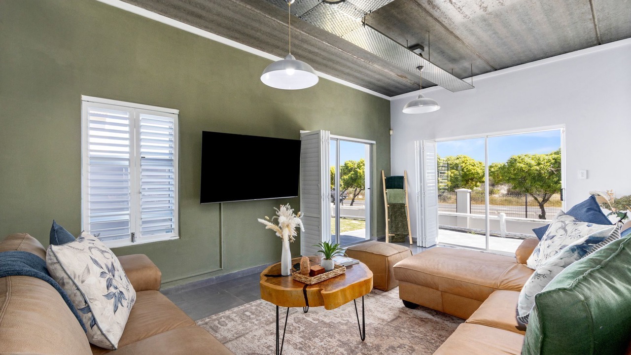 Photo of Livingroom in Big Bay