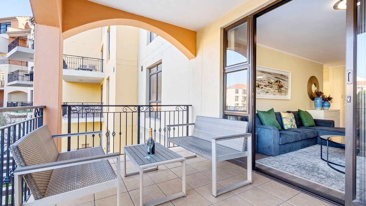 Photo of Patio Balcony in Century City