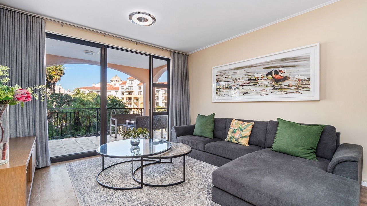Photo of Livingroom in Century City