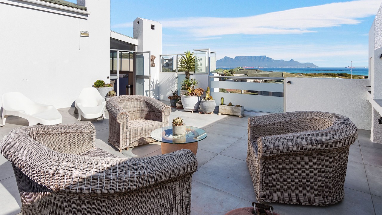 Photo of Patio Balcony in Big Bay