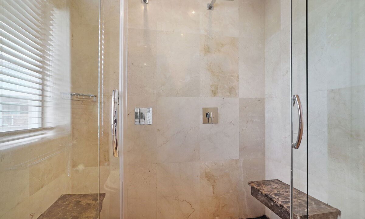 Photo of Bathroom in Bloubergstrand