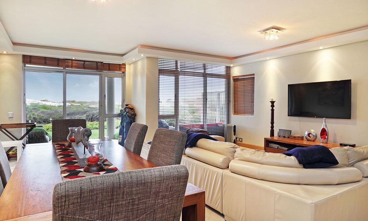 Photo of Livingroom in Bloubergstrand