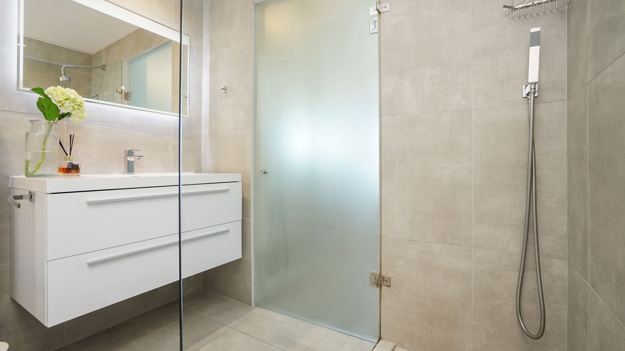 Photo of Bathroom in Bloubergstrand