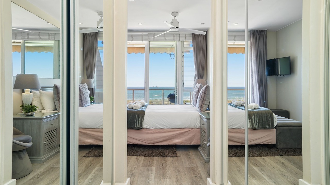 Photo of Bedroom in Bloubergstrand