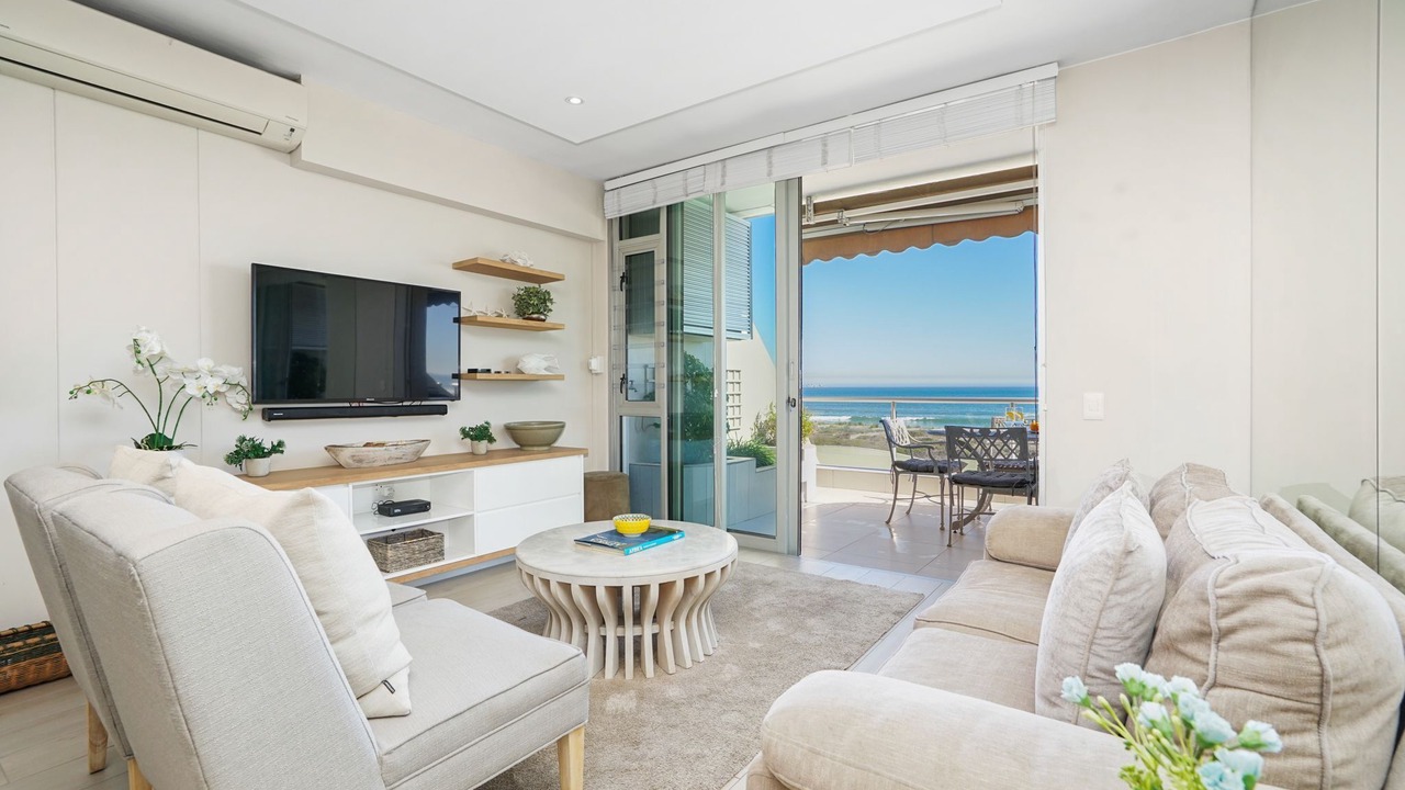 Photo of Livingroom in Bloubergstrand