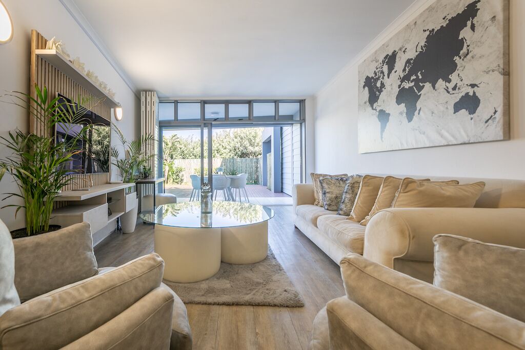 Photo of Livingroom in Bloubergstrand