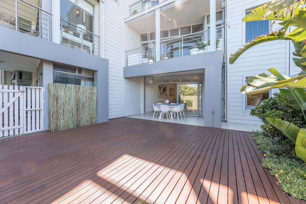 Photo of Outdoor in Bloubergstrand