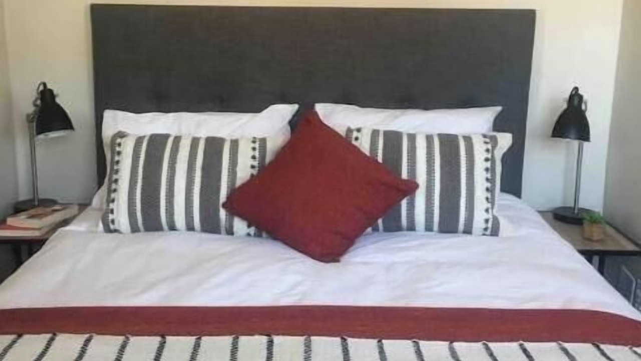 Photo of Bedroom in Downtown Johannesburg