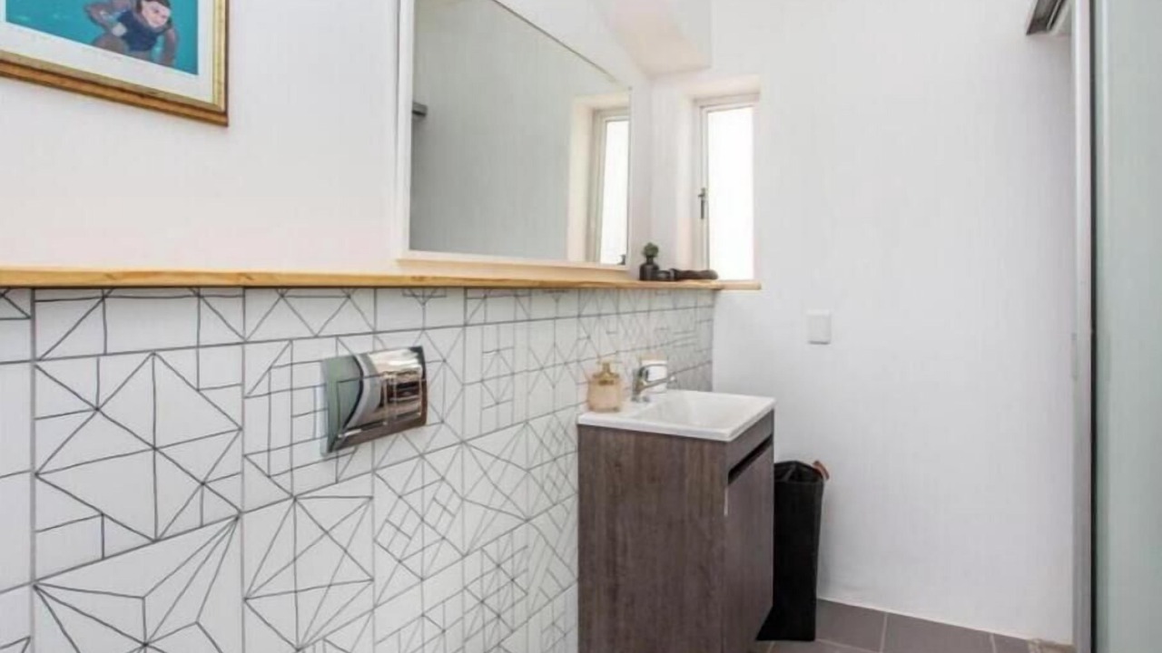 Photo of Bathroom in Strand