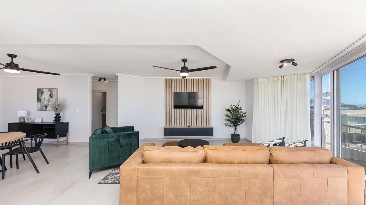 Photo of Livingroom in Lagoon Beach