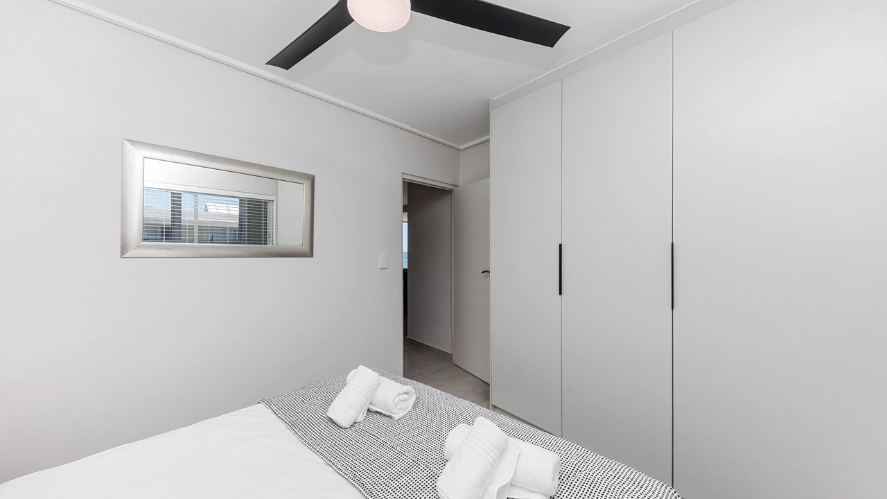 Photo of Bedroom in Lagoon Beach