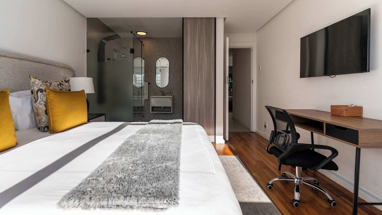 Photo of Bedroom in Bantry Bay