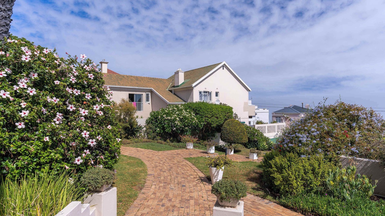 Photo of Outdoor in Bantry Bay