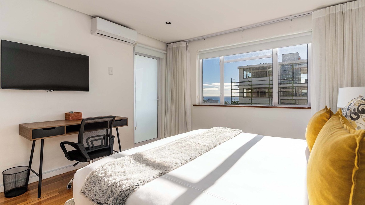 Photo of Bedroom in Bantry Bay