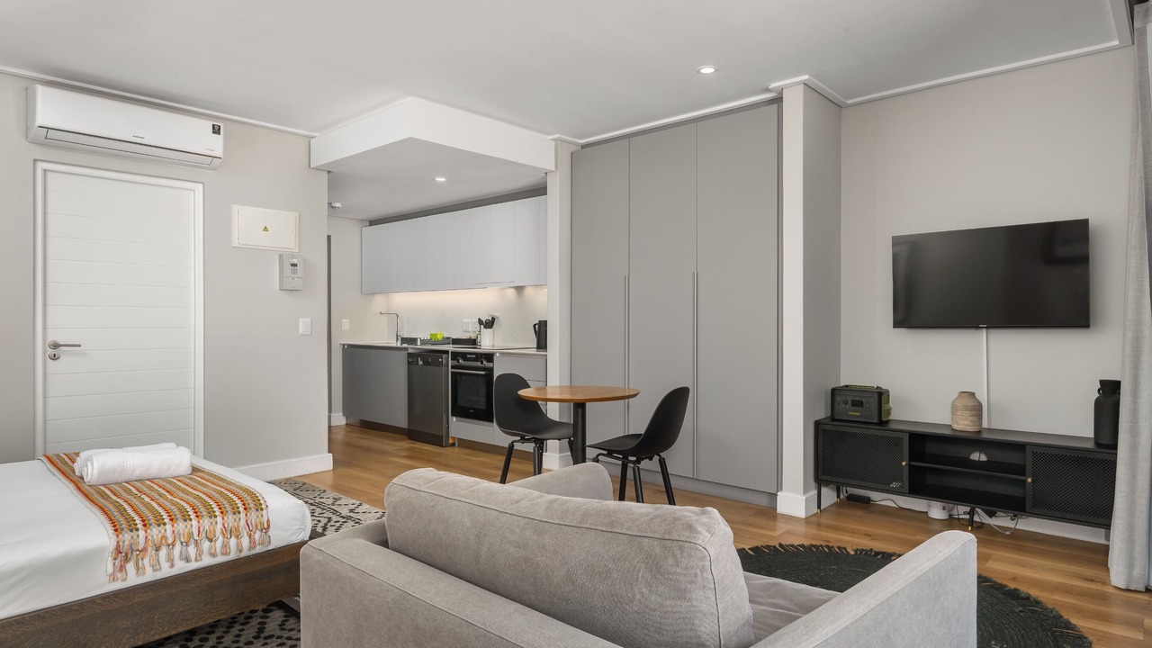 Photo of Bedroom in Sea Point Promenade