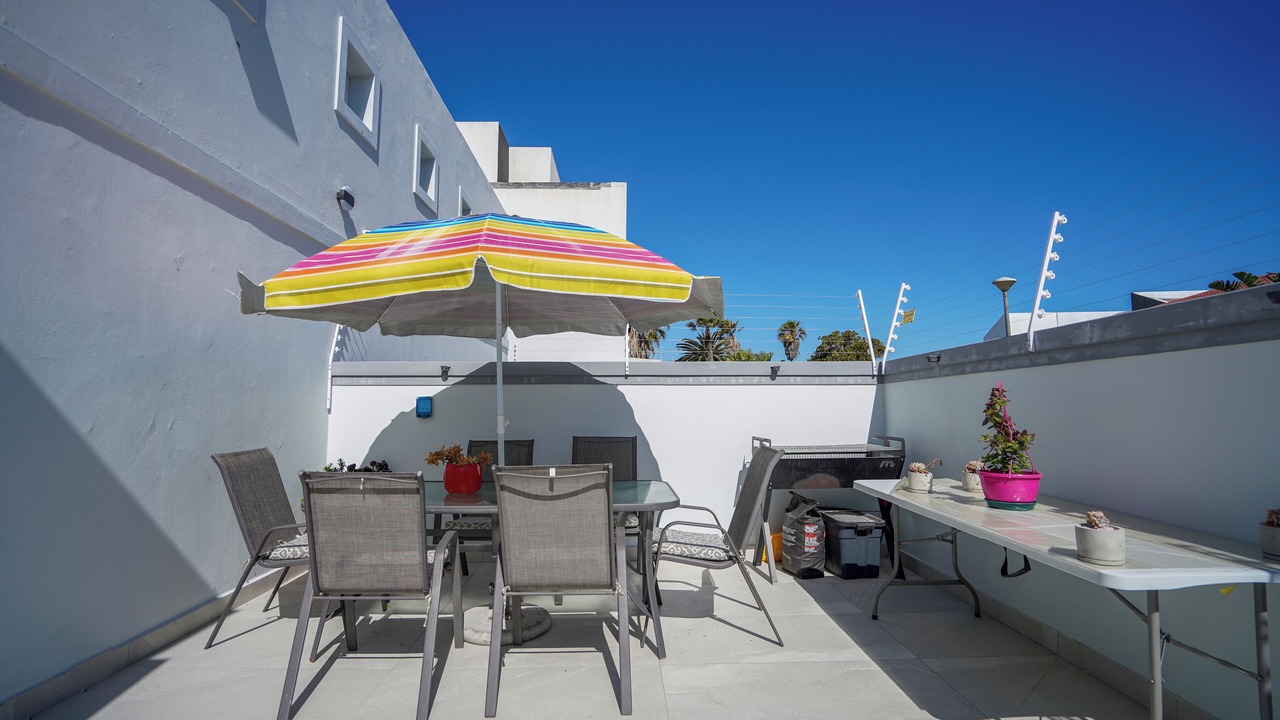 Photo of Outdoor in Bloubergstrand