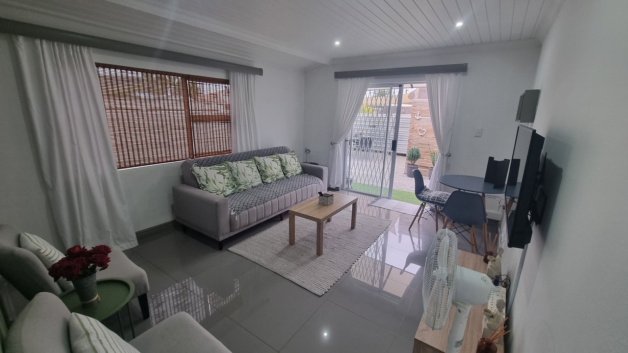 Photo of Livingroom in Parow