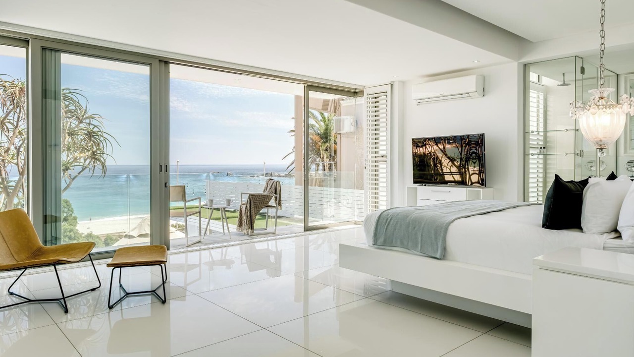 Photo of Bedroom in Camps Bay