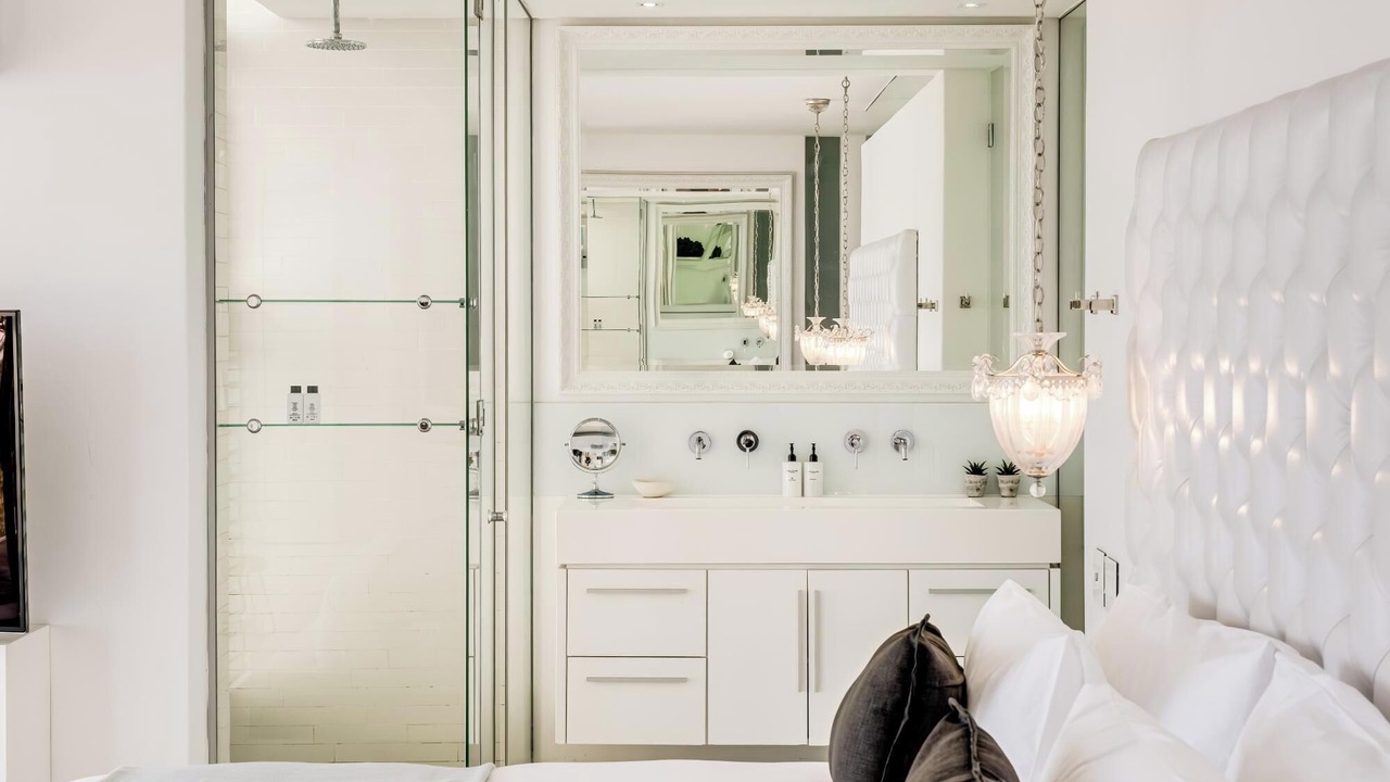 Photo of Bedroom in Camps Bay