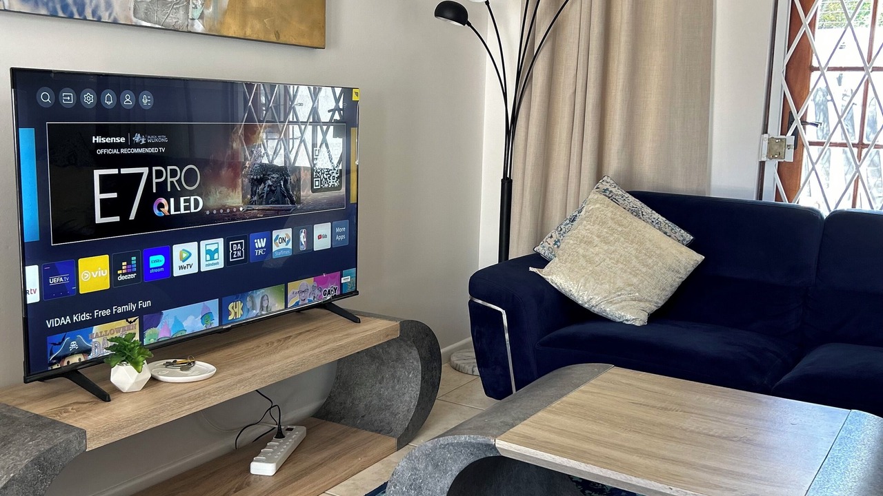 Photo of Livingroom in Milnerton