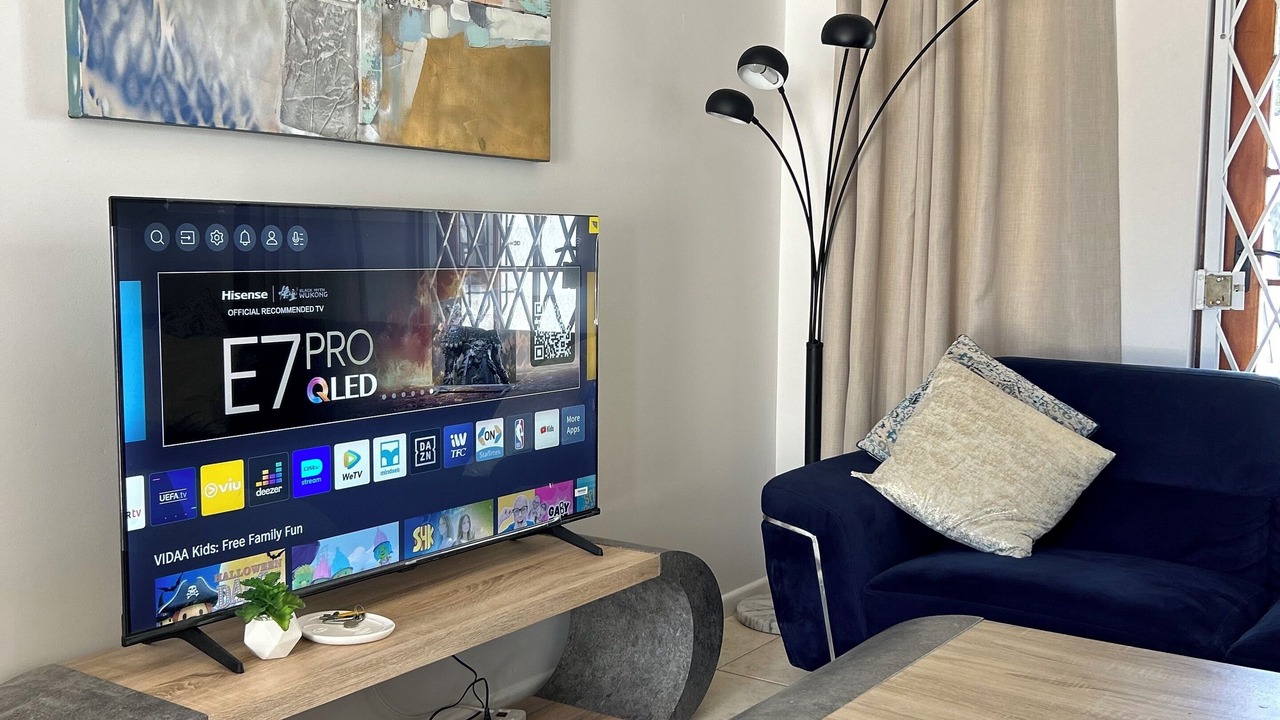 Photo of Livingroom in Milnerton