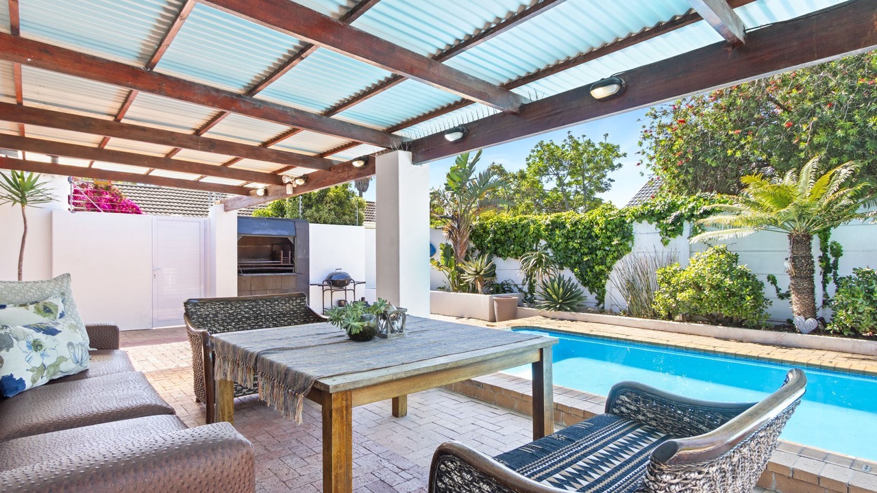 Photo of Outdoor in Blouberg Rise