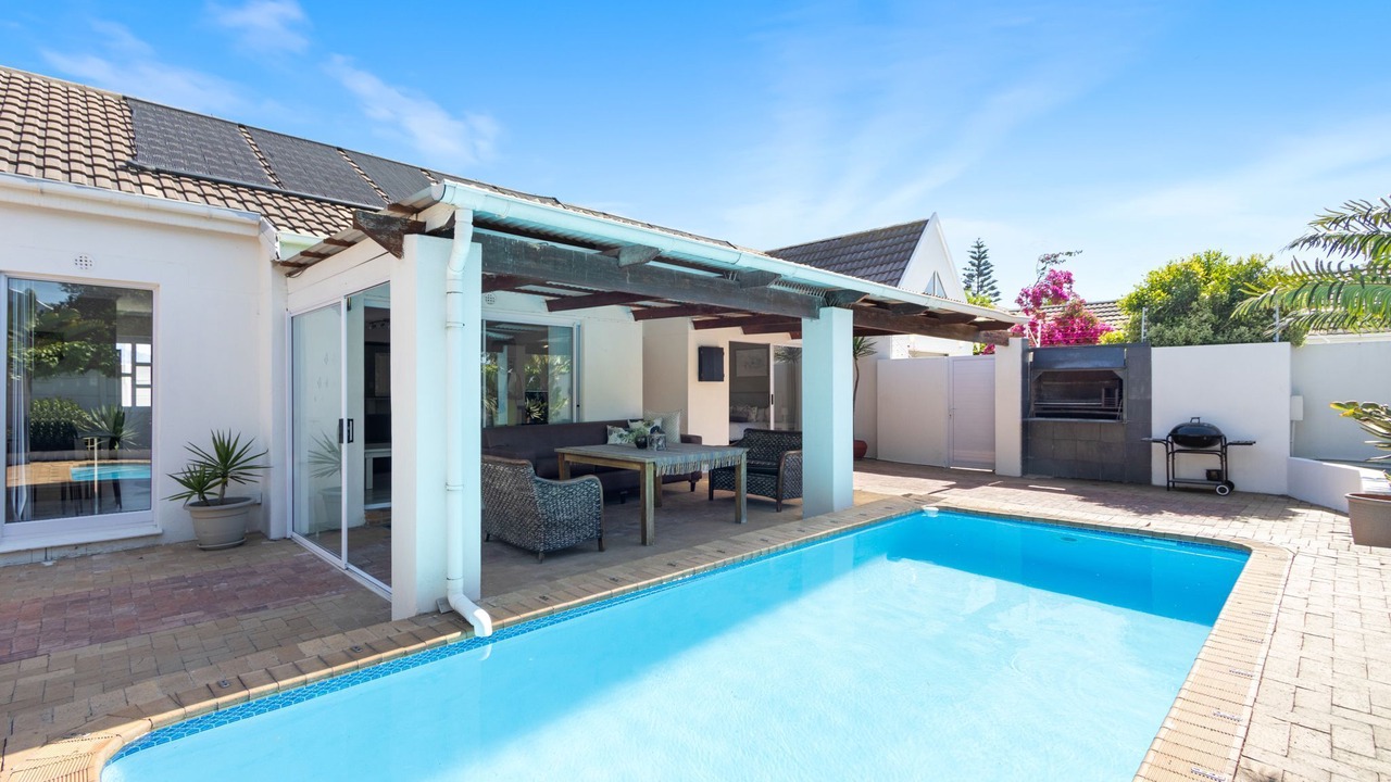Photo of Outdoor in Blouberg Rise