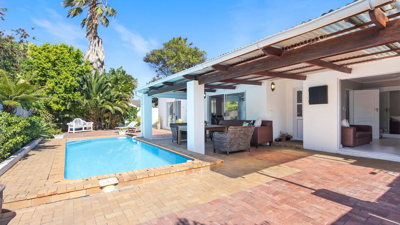 Photo of Outdoor in Blouberg Rise