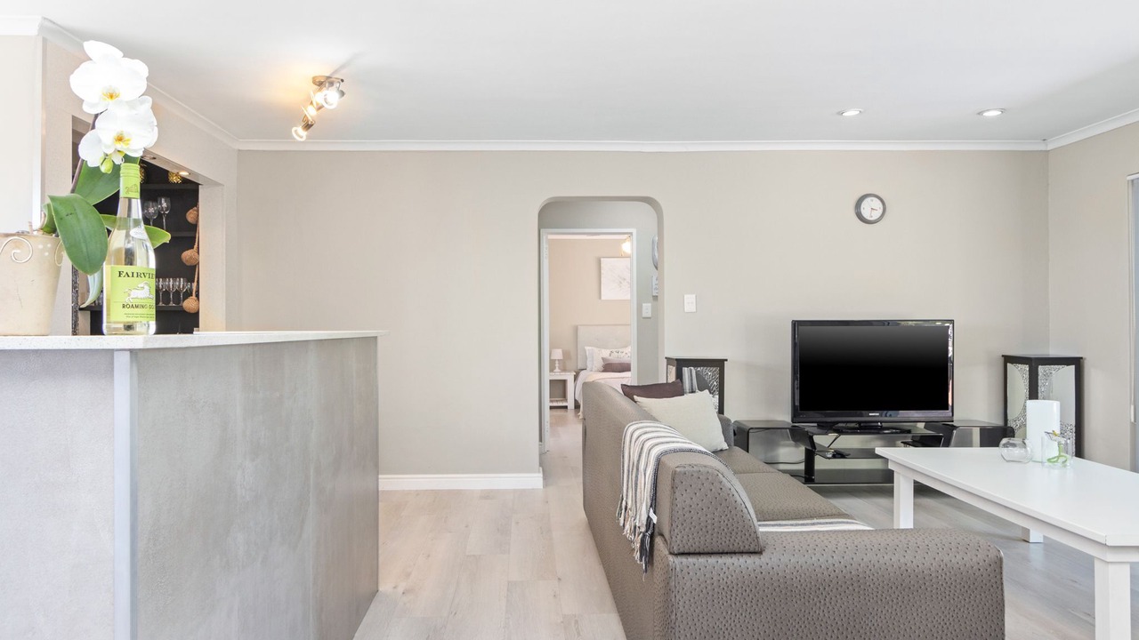 Photo of Livingroom in Blouberg Rise