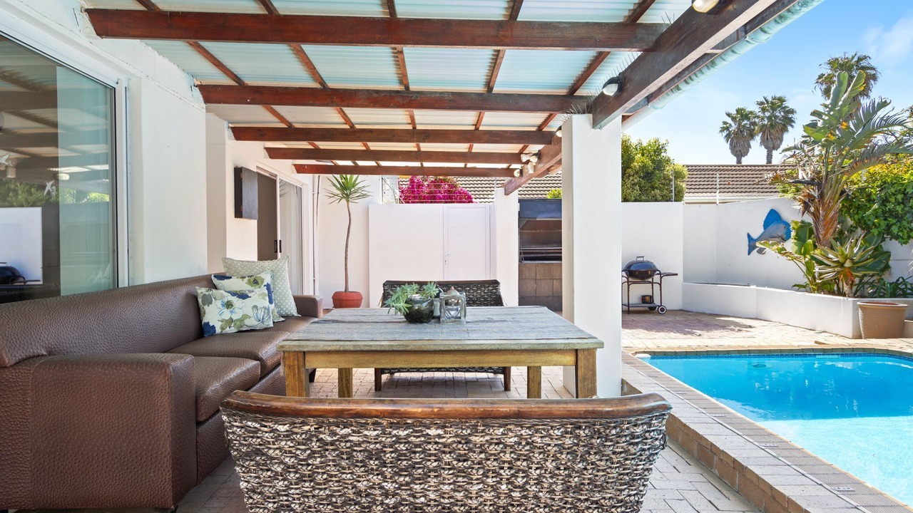 Photo of Outdoor in Blouberg Rise