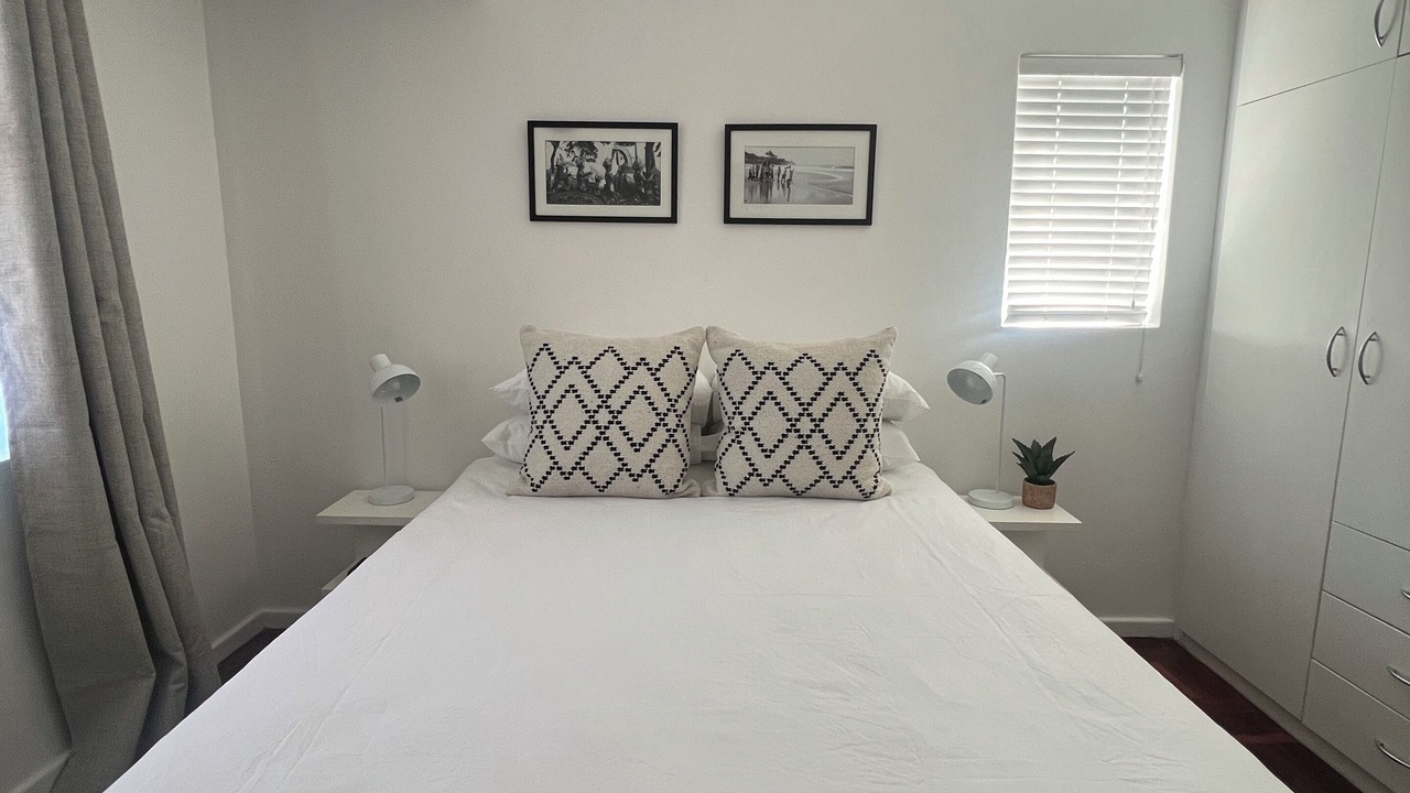 Photo of Bedroom in Three Anchor Bay