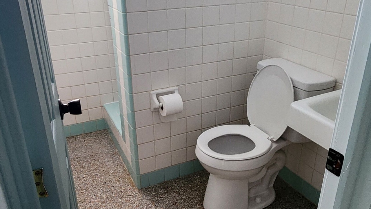 Photo of Bathroom in Biltmore Beach