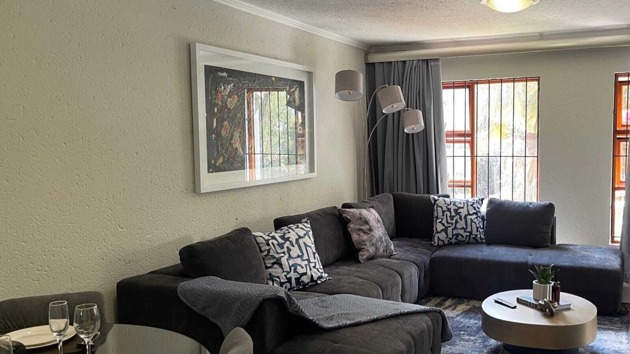 Photo of Livingroom in Greater Johannesburg Metropolitan Area