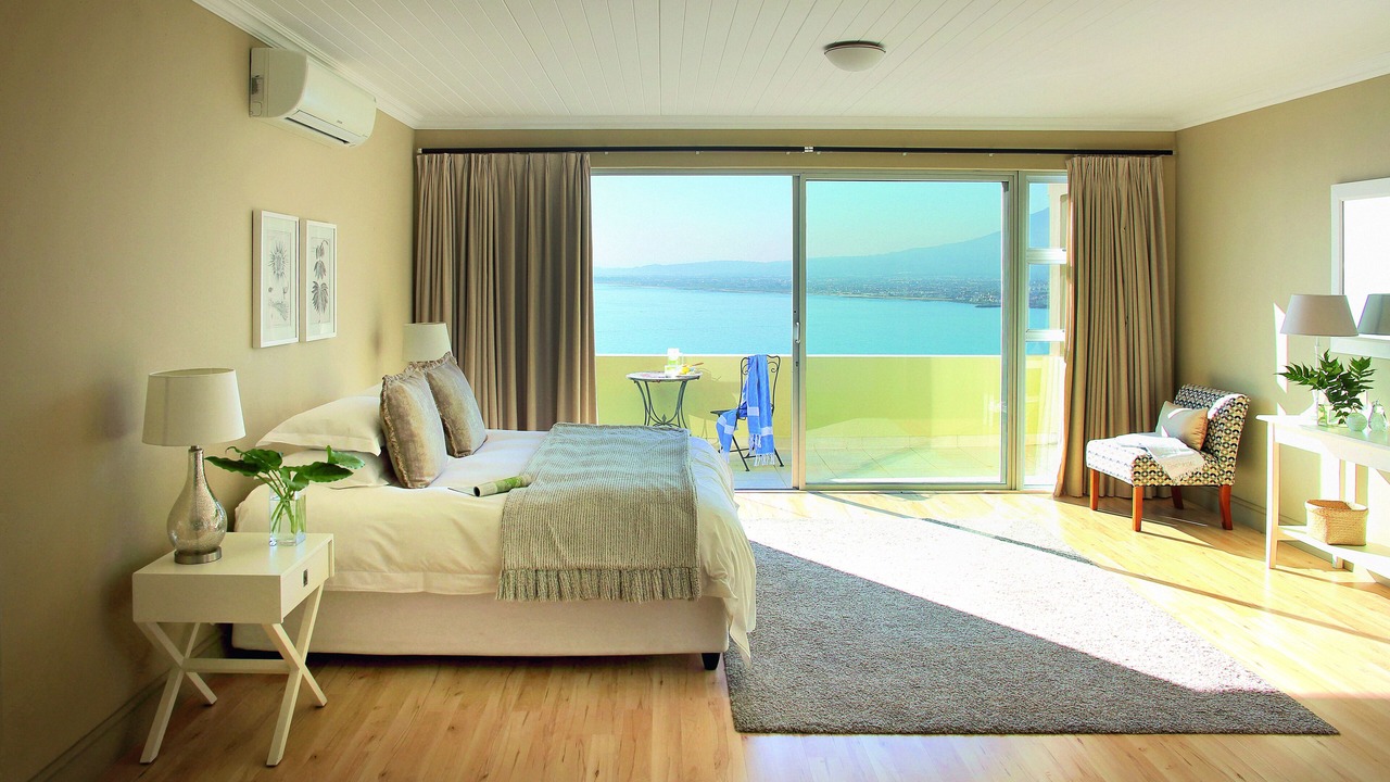 Photo of Bedroom in Mountainside