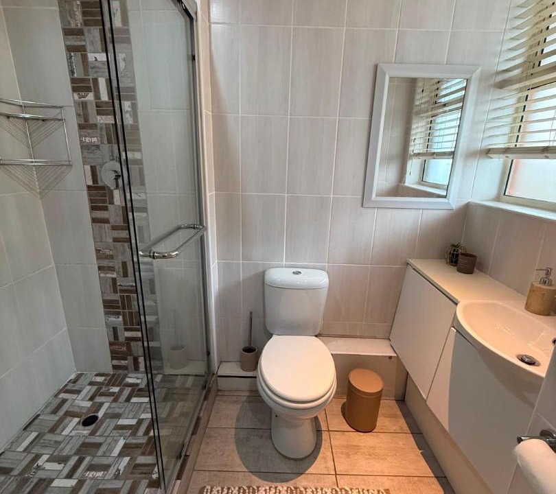 Photo of Bathroom in Amanzimtoti