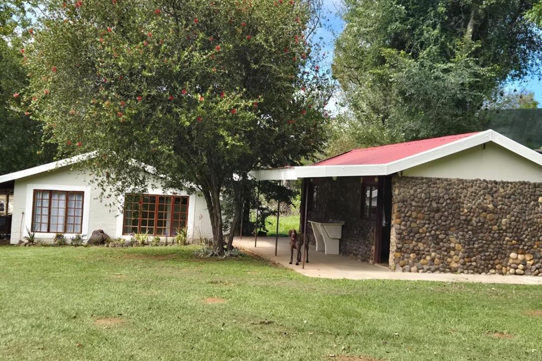Photo of Others in Okhahlamba