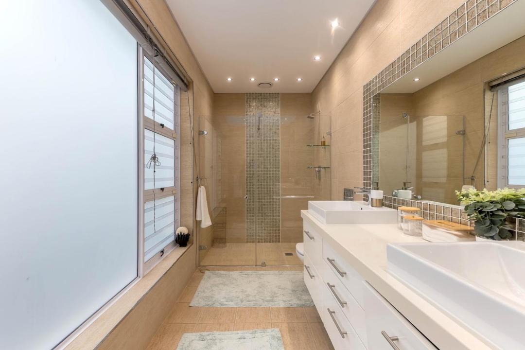 Photo of Bathroom in Bishopscourt