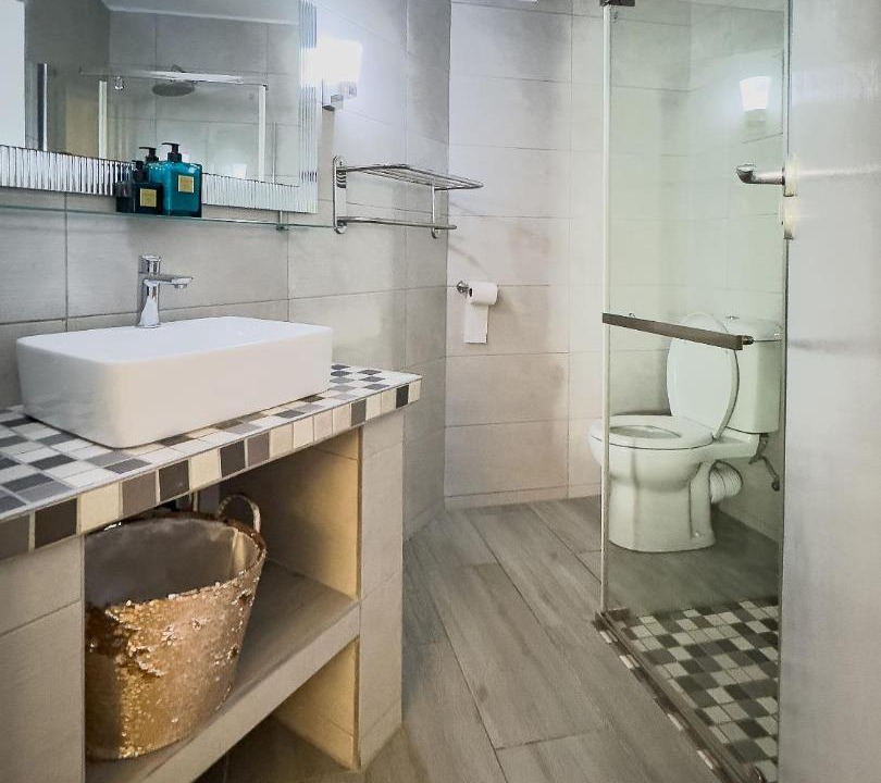 Photo of Bathroom in Strand