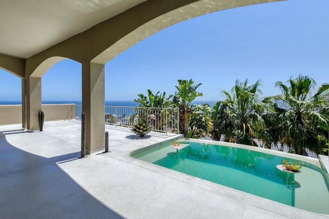 Photo of Patio Balcony in Bantry Bay
