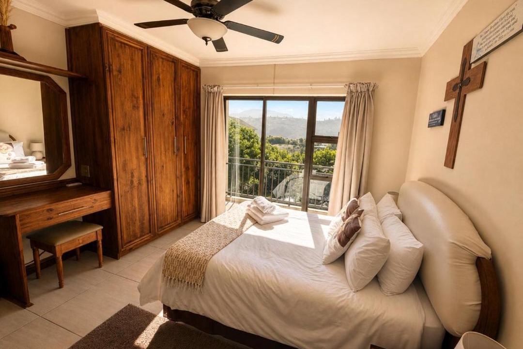 Photo of Bedroom in Wilderness Beach