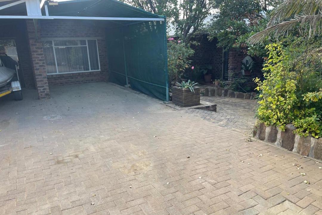 Photo of Others in Vanderkloof