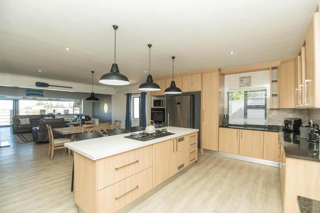 Photo of Kitchen in Kini Bay