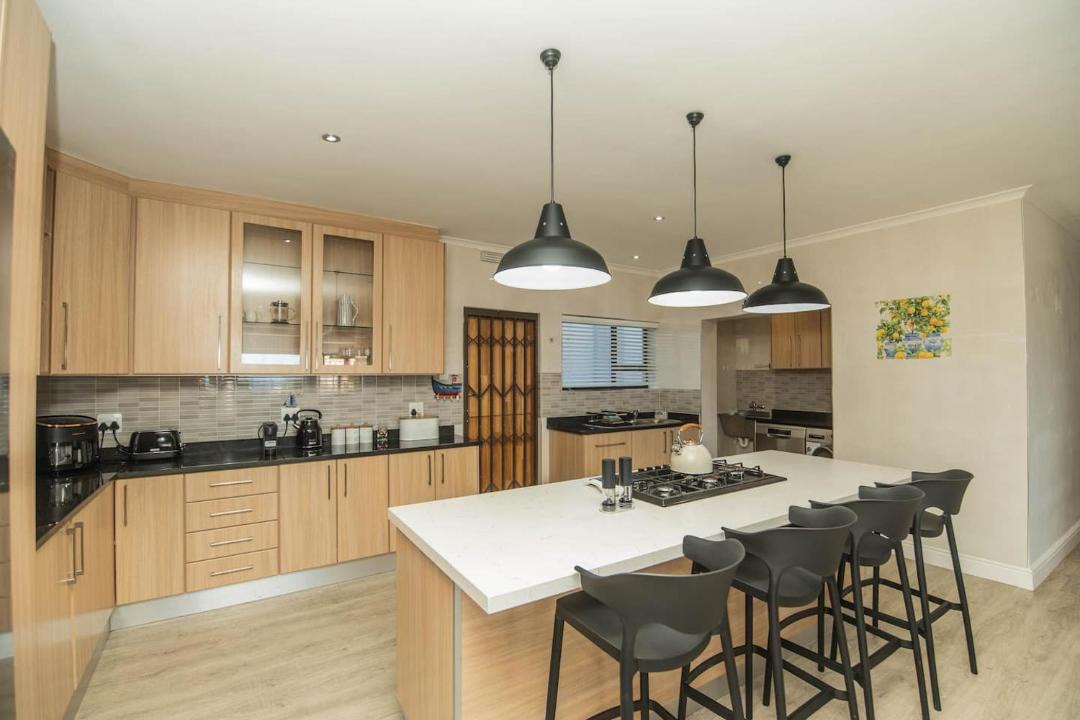 Photo of Kitchen in Kini Bay