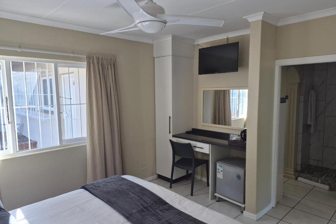 Photo of Bedroom in Margate Beach