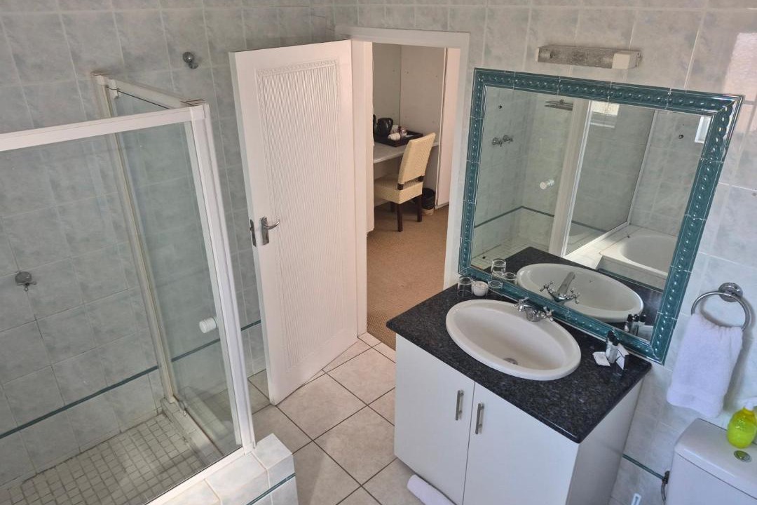 Photo of Bathroom in Margate Beach