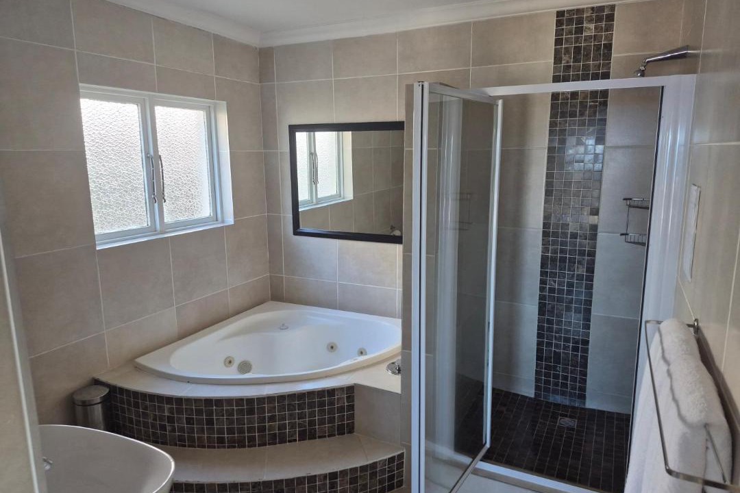 Photo of Bathroom in Margate Beach